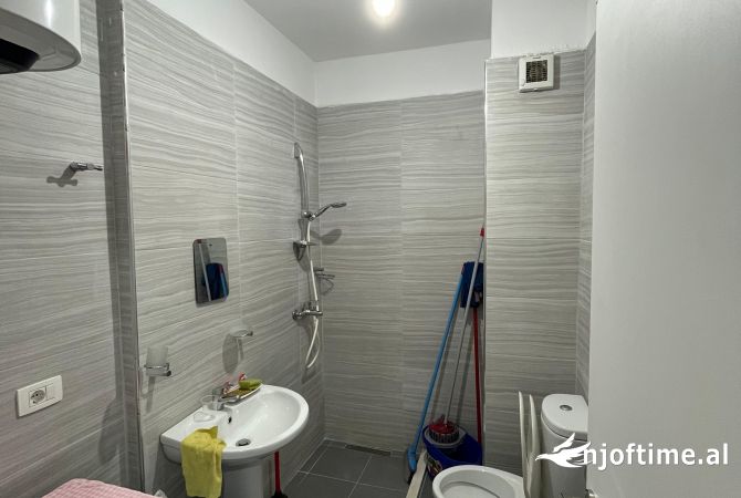 Shtepi me qera Apartament ne Tirane, 1+1, Mobilimi E mobiluar, Pagesa 600  Euro.