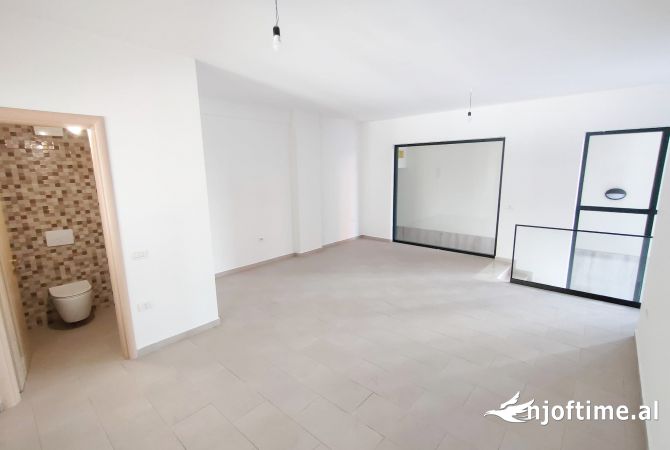 Ambient biznesi ne shitje 1+1 ne Tirane - 120,000 Euro