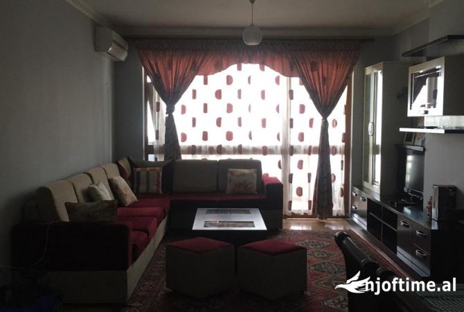 Shtepi me qera 2+1 ne Tirane - 350 Euro