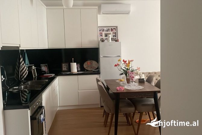 Shtepi me qera 2+1 ne Tirane - 500 Euro