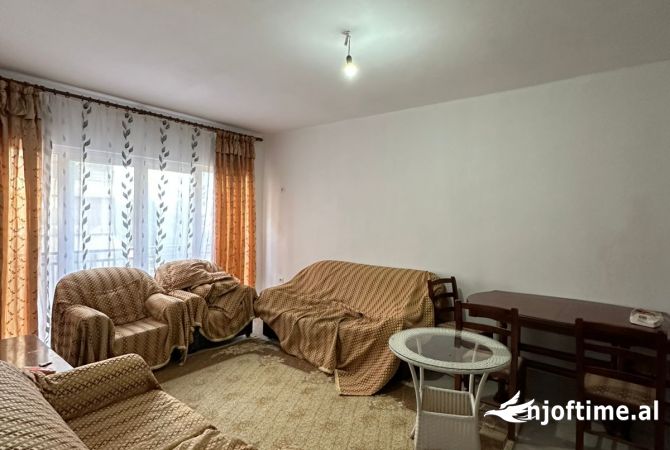 Shtepi me qera 1+1 ne Tirane - 400 Euro