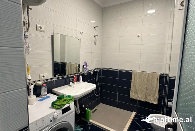 Shtepi ne shitje Apartament ne Durres, 2+1, Mobilimi E mobiluar, Pagesa 115,000  Euro.