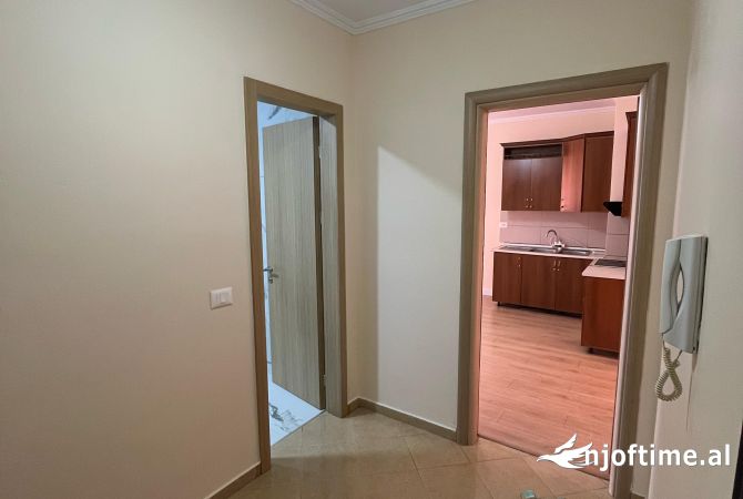 Shtepi ne shitje 2+1 ne Tirane - 105,000 Euro