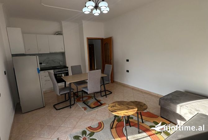 Shtepi me qera 2+1 ne Tirane - 600 Euro