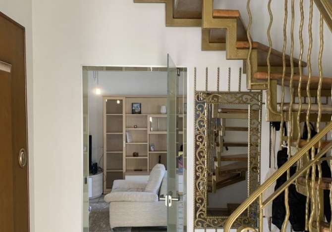 Shtepi me qera 3+1 ne Tirane - 1,800 Euro