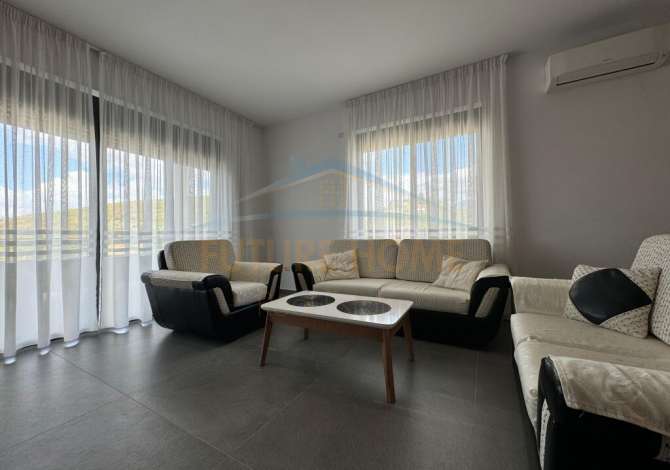 Shtepi me qera 2+1 ne Tirane - 450 Euro