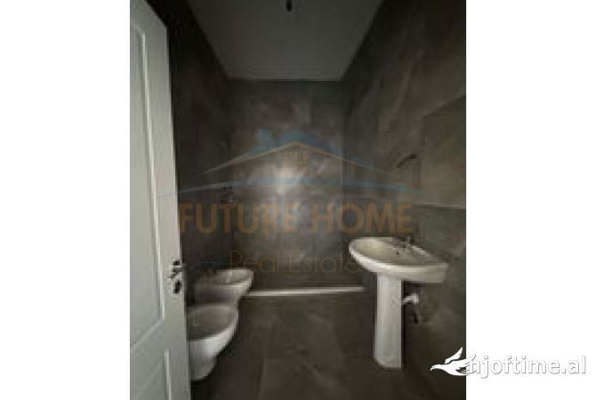 Shtepi me qera 1+1 ne Tirane - 400 Euro