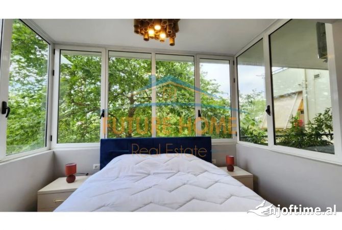 Shtepi ne shitje Apartament ne Tirane, 2+1, Mobilimi E mobiluar, Pagesa 185,000  Euro.