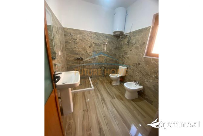 Shtepi me qera 2+1 ne Tirane - 500 Euro
