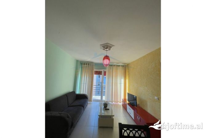 Shtepi me qera 2+1 ne Tirane - 600 Euro