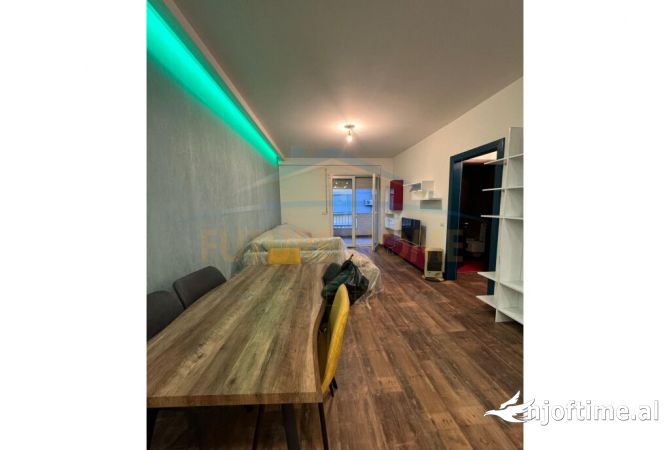 Shtepi me qera 2+1 ne Tirane - 500 Euro