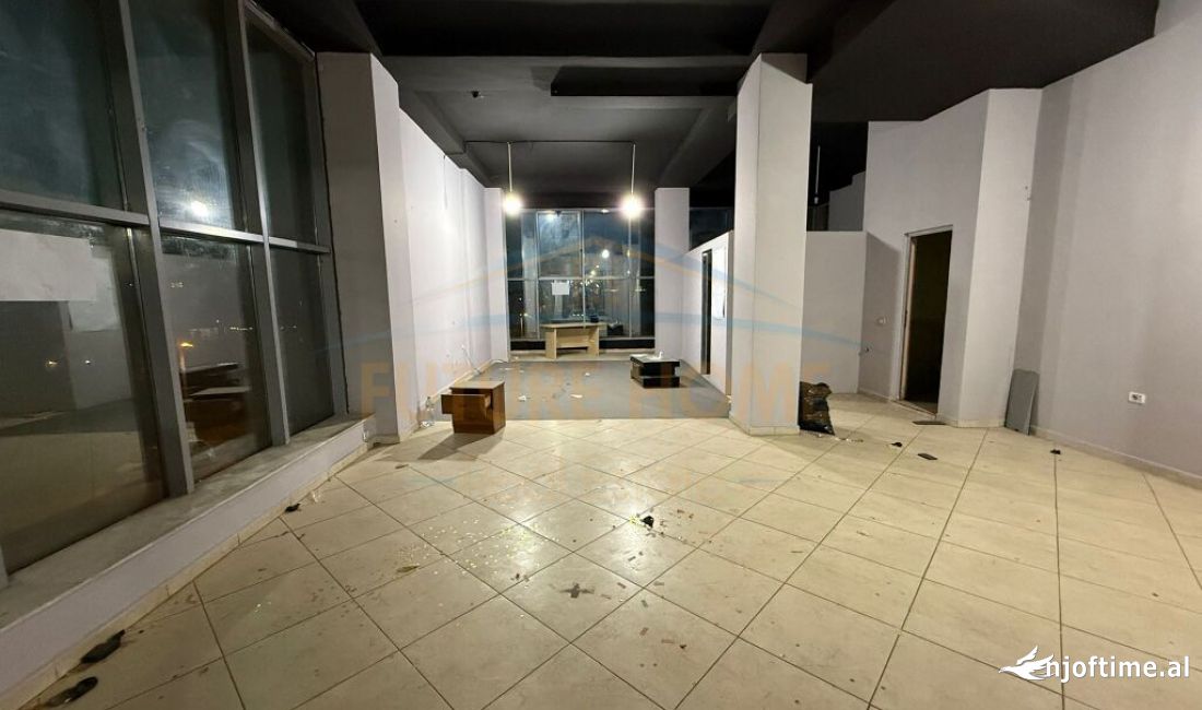 Qera, Ambjent Biznesi