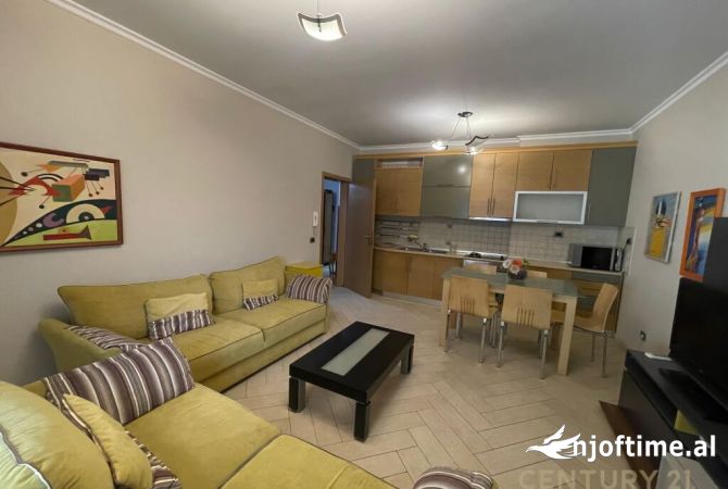 Shtepi me qera 1+1 ne Tirane - 520 Euro