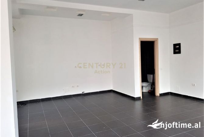 Ambient biznesi me qera 1+1 ne Tirane - 550 Euro