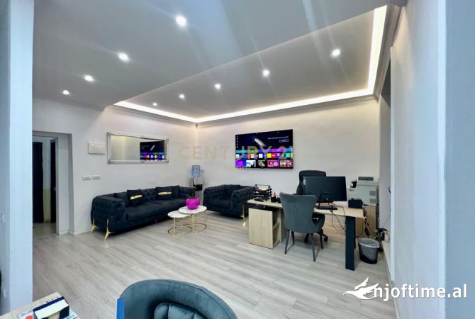 Ambient biznesi me qera 1+1 ne Tirane - 1,200 Euro