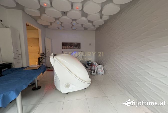 Ambient biznesi me qera 3+1 ne Tirane - 620 Euro