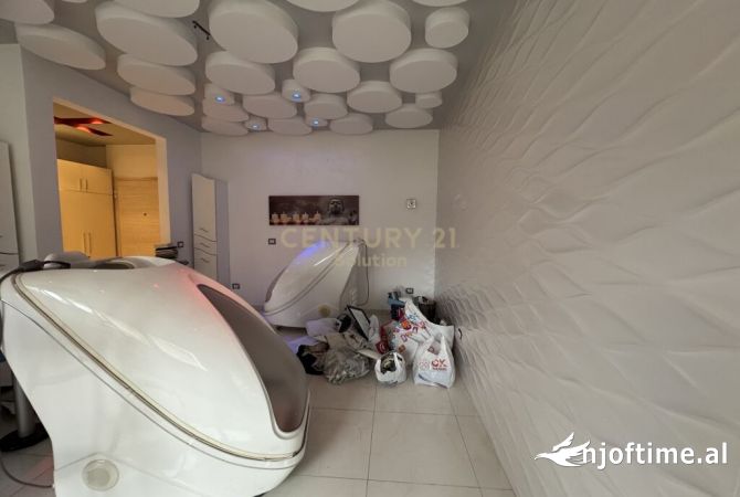 Ambient biznesi me qera 3+1 ne Tirane - 620 Euro