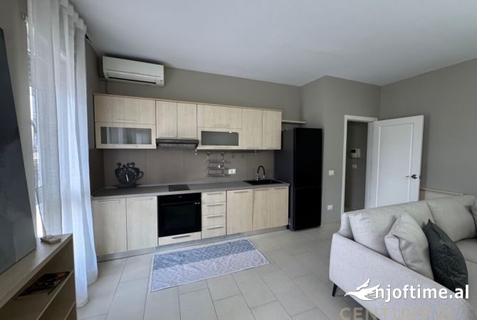 Shtepi me qera 1+1 ne Tirane - 800 Euro