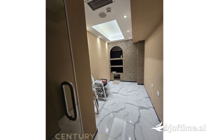 Ambient biznesi me qera 1+1 ne Tirane - 950 Euro