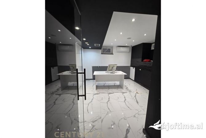 Ambient biznesi me qera 1+1 ne Tirane - 950 Euro