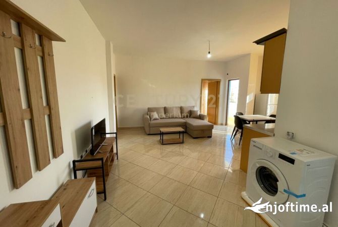 Shtepi me qera 2+1 ne Tirane - 500 Euro