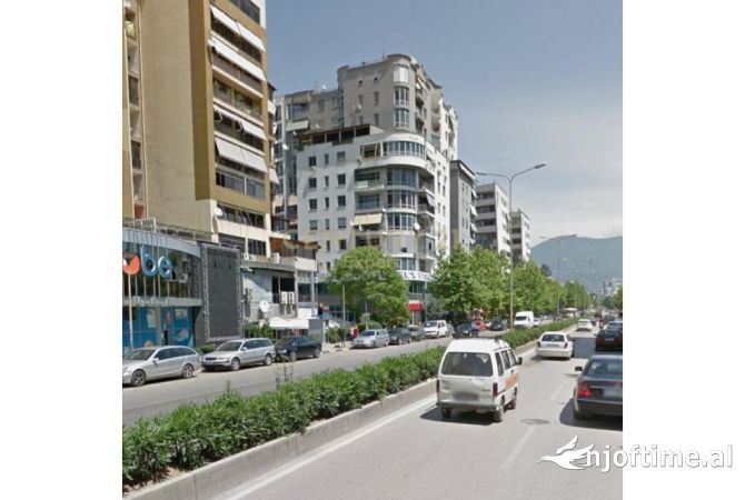 Shtepi me qera 2+1 ne Tirane - 700 Euro