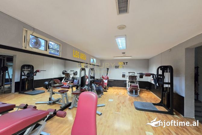 Ambient biznesi me qera 1+1 ne Tirane - 3,200 Euro