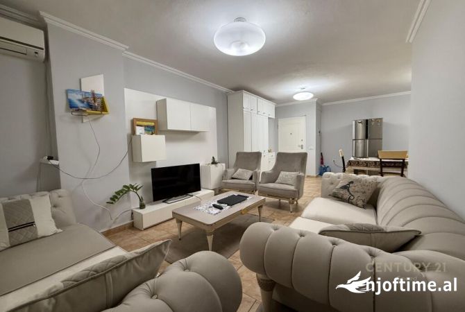 Shtepi me qera 2+1 ne Tirane - 600 Euro