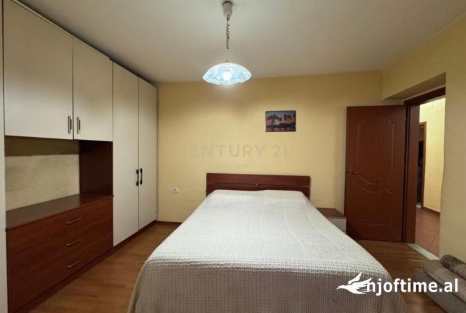 Shtepi me qera Apartament ne Tirane, 1+1, Mobilimi E mobiluar, Pagesa 500  Euro.
