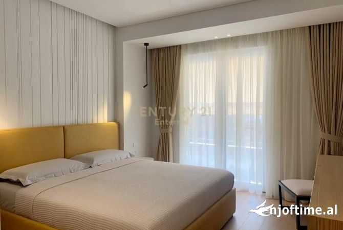 Shtepi me qera Apartament ne Tirane, 2+1, Mobilimi E mobiluar, Pagesa 900  Euro.