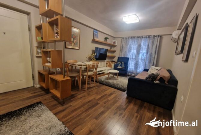Shtepi me qera 2+1 ne Tirane - 800 Euro