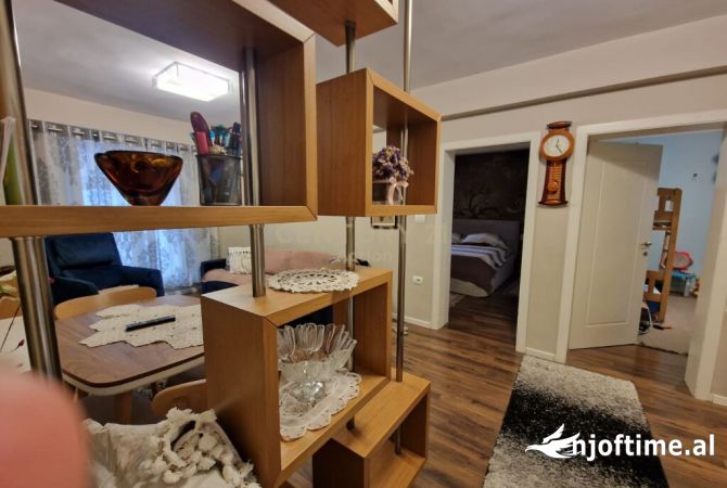 Shtepi me qera 2+1 ne Tirane - 800 Euro