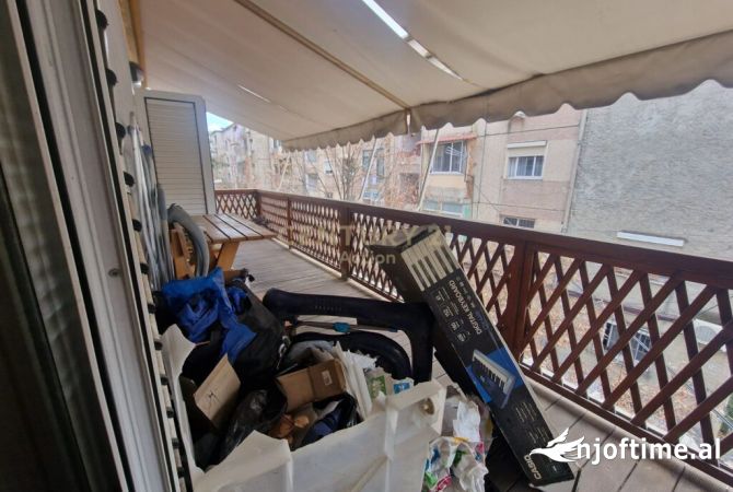 Shtepi me qera Apartament ne Tirane, 2+1, Mobilimi E mobiluar, Pagesa 800  Euro.