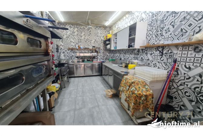 EXCLUSIVE SHESIM AKTIVITET BIZNESI PICERI & CREPERI PRANE PAZARIT TE RI