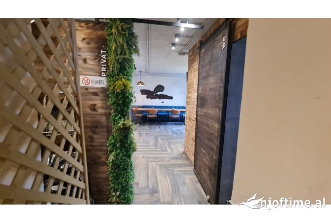 EXCLUSIVE SHESIM AKTIVITET BIZNESI PICERI & CREPERI PRANE PAZARIT TE RI