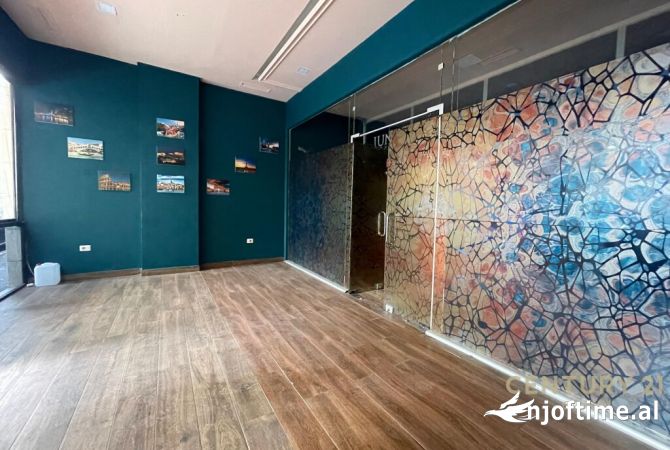 Ambient biznesi me qera 1+1 ne Tirane - 650 Euro