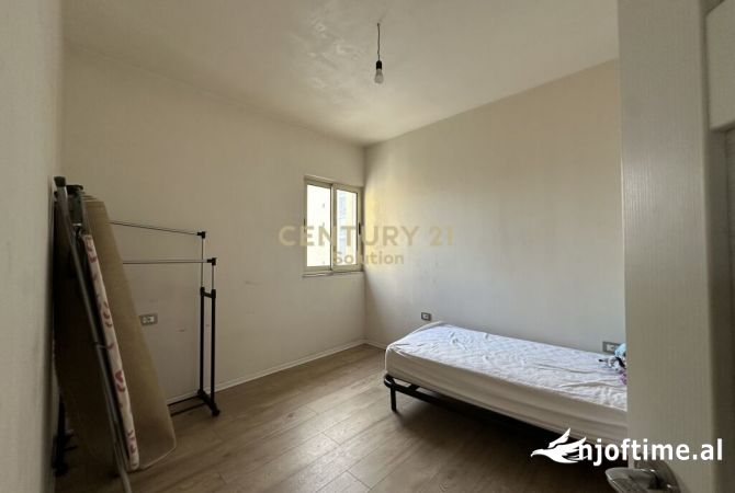 Shtepi me qera Apartament ne Tirane, 2+1, Mobilimi E mobiluar, Pagesa 550  Euro.