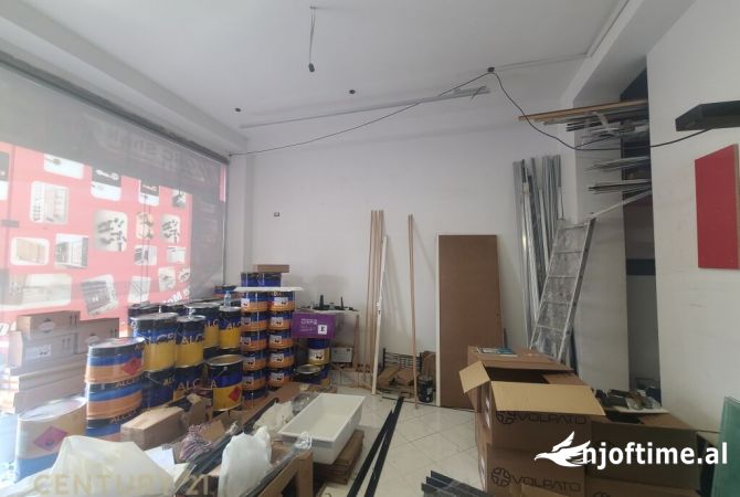 Ambient biznesi me qera 1+1 ne Tirane - 1,200 Euro