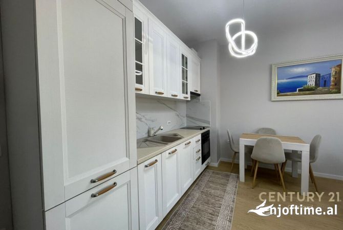 Shtepi me qera Apartament ne Tirane, 1+1, Mobilimi E mobiluar, Pagesa 500  Euro.