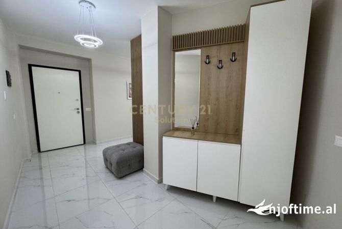 Shtepi me qera Apartament ne Tirane, 2+1, Mobilimi E mobiluar, Pagesa 800  Euro.