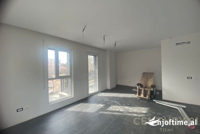 Ambient biznesi me qera 1+1 ne Tirane - 700 Euro