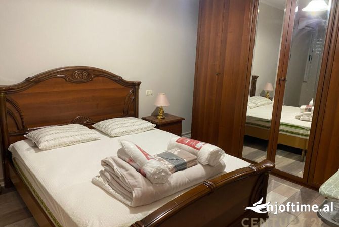 Shtepi me qera 2+1 ne Tirane - 700 Euro