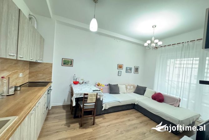 Shtepi me qera 1+1 ne Tirane - 500 Euro