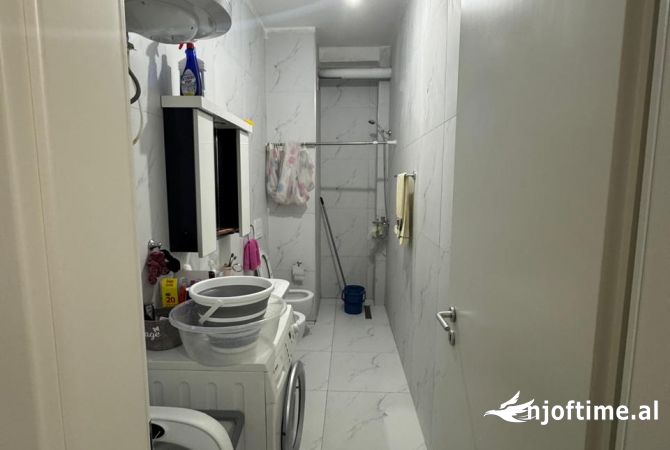 Shtepi me qera Apartament ne Tirane, 1+1, Mobilimi E mobiluar, Pagesa 500  Euro.