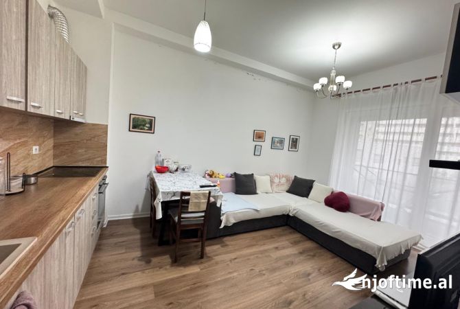 Shtepi me qera 1+1 ne Tirane - 500 Euro