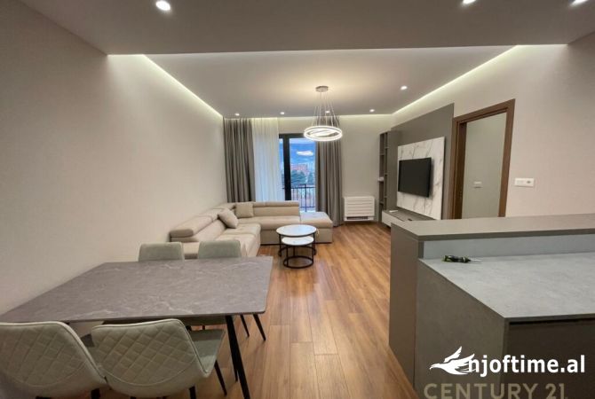 Shtepi me qera Apartament ne Tirane, 2+1, Mobilimi E mobiluar, Pagesa 830  Euro.