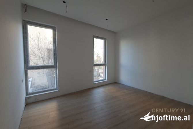 Shtepi me qera 2+1 ne Tirane - 700 Euro