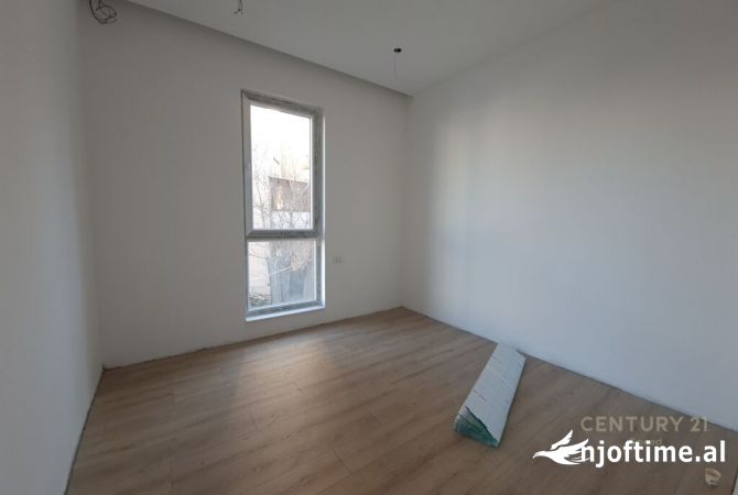 Apartment for rent in Tirana 2+1, In Part
