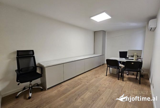 Shtepi ne shitje 2+1 ne Tirane - 220,000 Euro