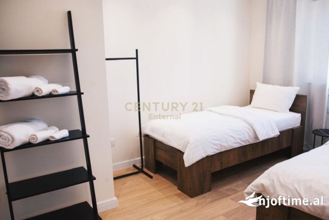 Shtepi me qera Apartament ne Tirane, 2+1, Mobilimi E mobiluar, Pagesa 1,200  Euro.